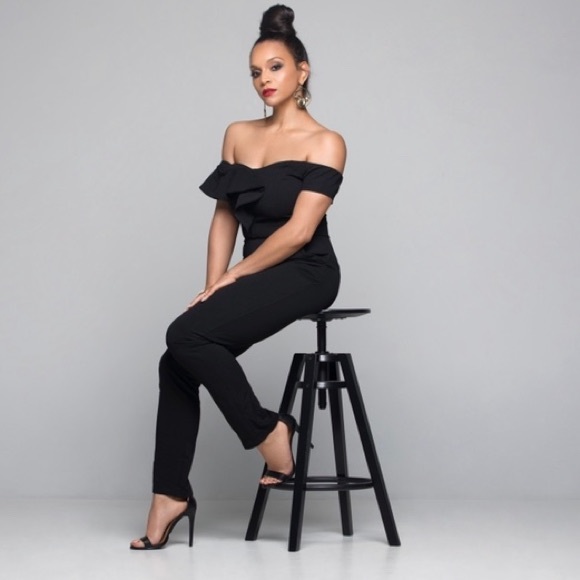 💋OutNilasCloset💋 - Picture 3 of 3